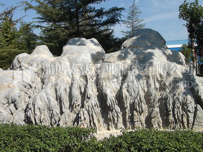 公司環境中的假山石 自然與人文的和諧融合